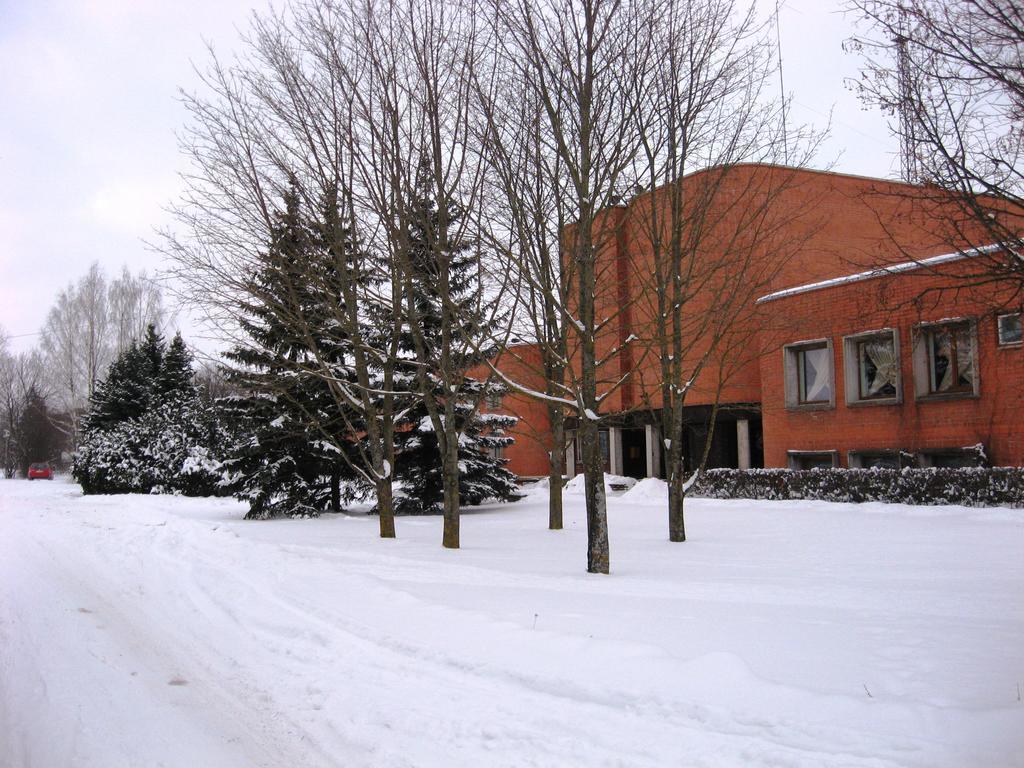 Daugavkrasti Hotel Jekabpils Exterior photo