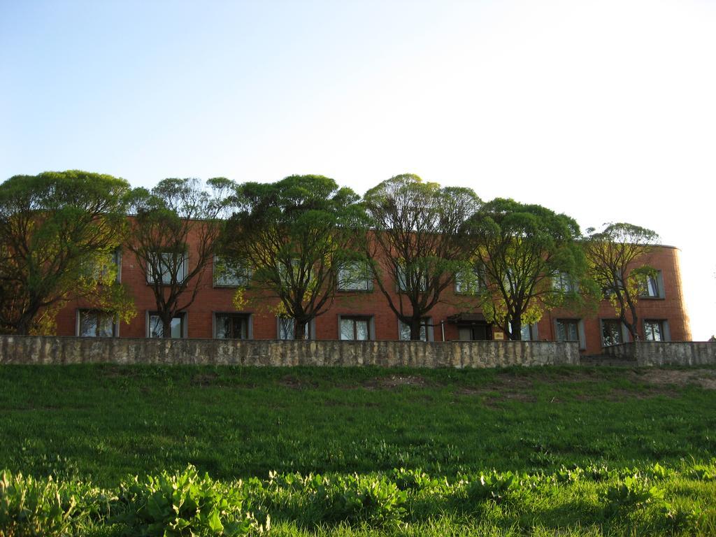 Daugavkrasti Hotel Jekabpils Exterior photo